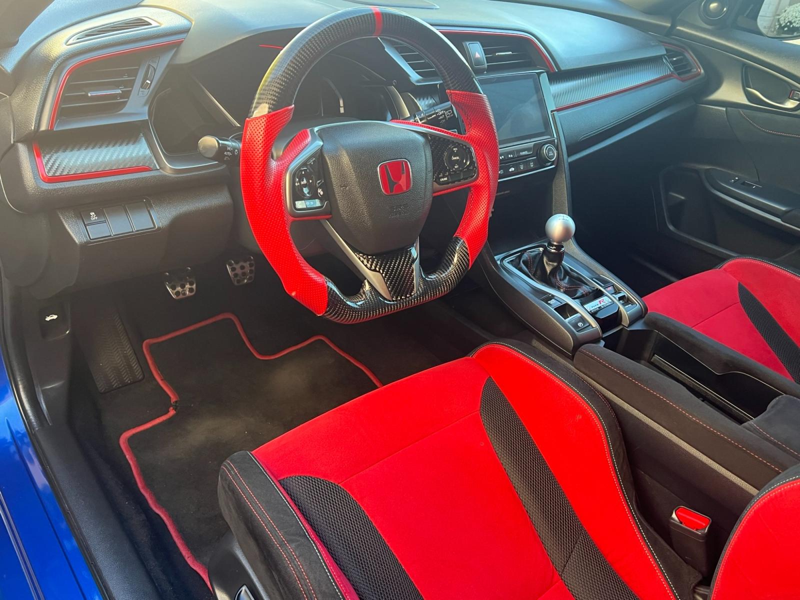 2019 Blue /Black/RedWOW Honda Civic (SHHFK8G73KU) , Manual transmission, located at 1018 Brunswick Ave, Trenton, NJ, 08638, (609) 989-0900, 40.240086, -74.748085 - WOW! A rare TYPE R!!! Serviced up + Perfect in every way!!! A must See! Please call Anthony to set up appt ASAP! This TYPE R WILL NOT LAST LONG!!!! - Photo #16